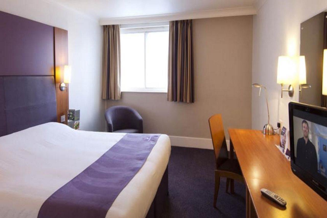 Premier Inn Castleford - Xscape, M62, Jct 32 Exterior foto